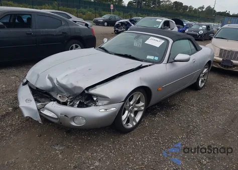 2003 Jaguar Xk8 z USA, uszkodzony, nr VIN SAJDA42C232A32913